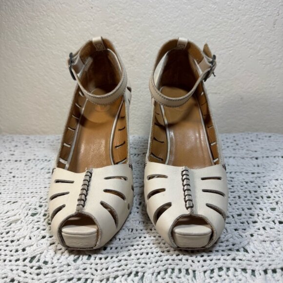 Frye Cream Peep-Toe Heels with Woven Design Size 8 - Picture 1 of 6